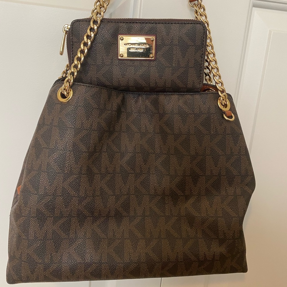 Michael Kors Brown Jet Set Tote and wallet